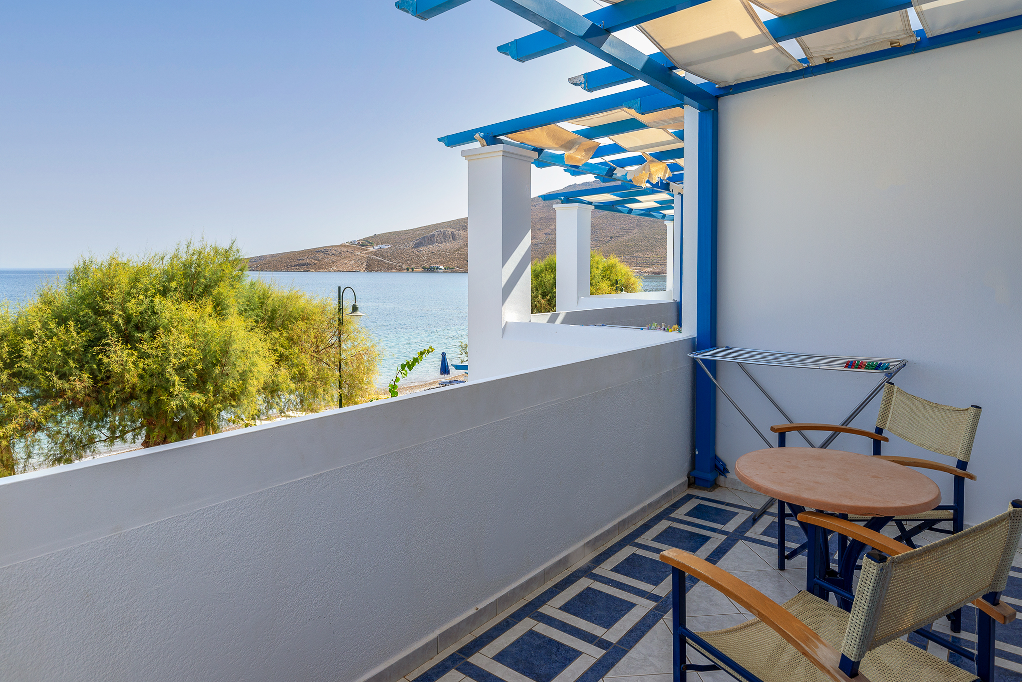_files/livadia_rooms_gallery/Livadia Beach Apartment (12).jpg